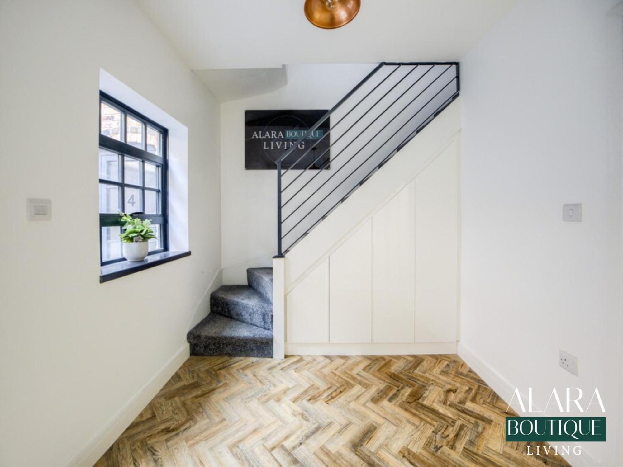 3 Floor Townhouse Luxury Living Alara Boutique Apartment Birmingham Exterior photo